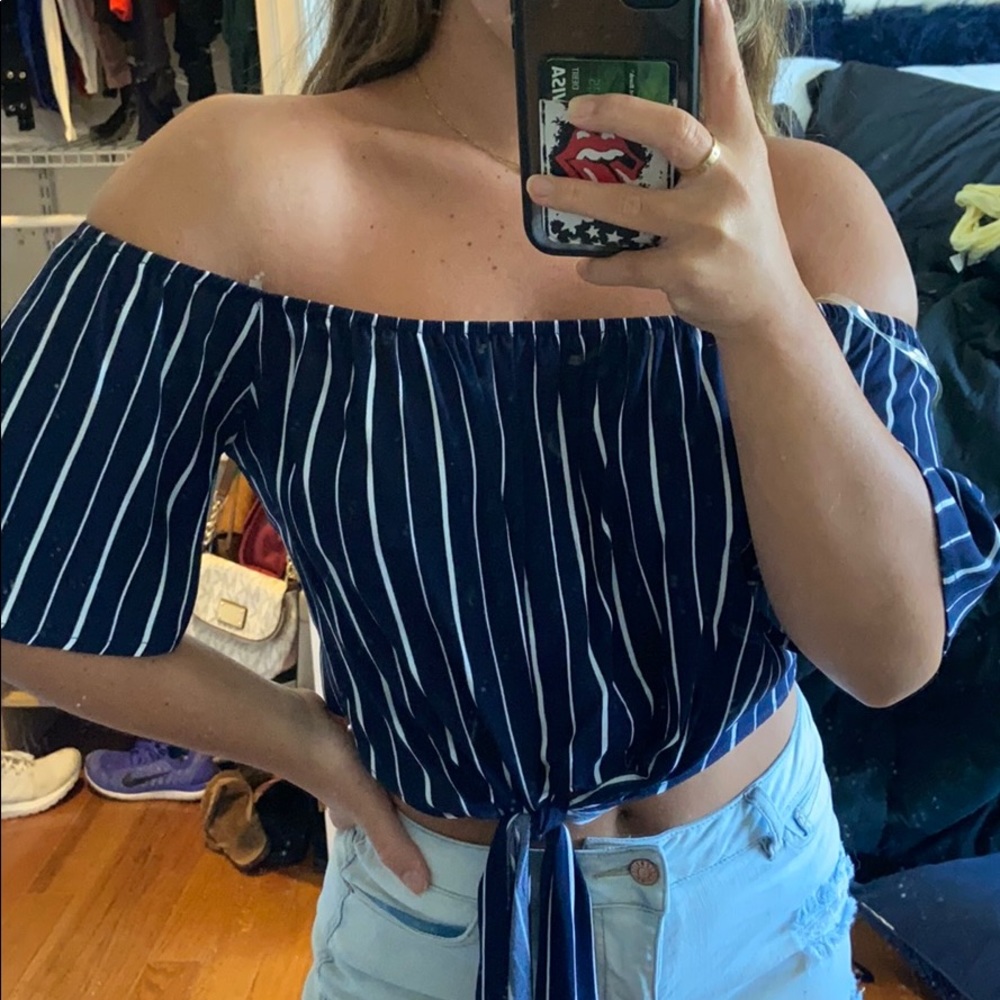 Pacsun top off the shoulder striped